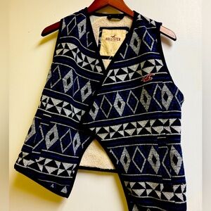 Hollister Sherpa style vest w/ Aztec design